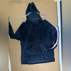 BUNDLE BONANZA, SOFT PULLOVER HOODIE. Oversize